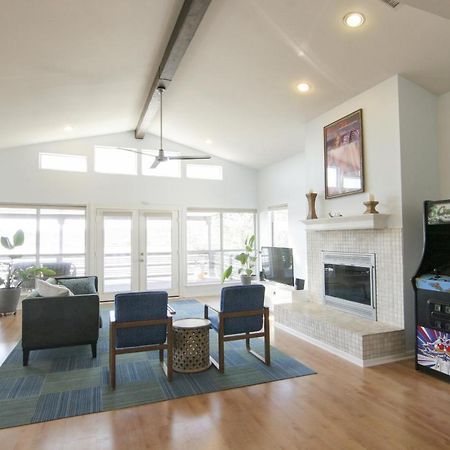 Bear Creek Modern Villa Austin Exterior photo
