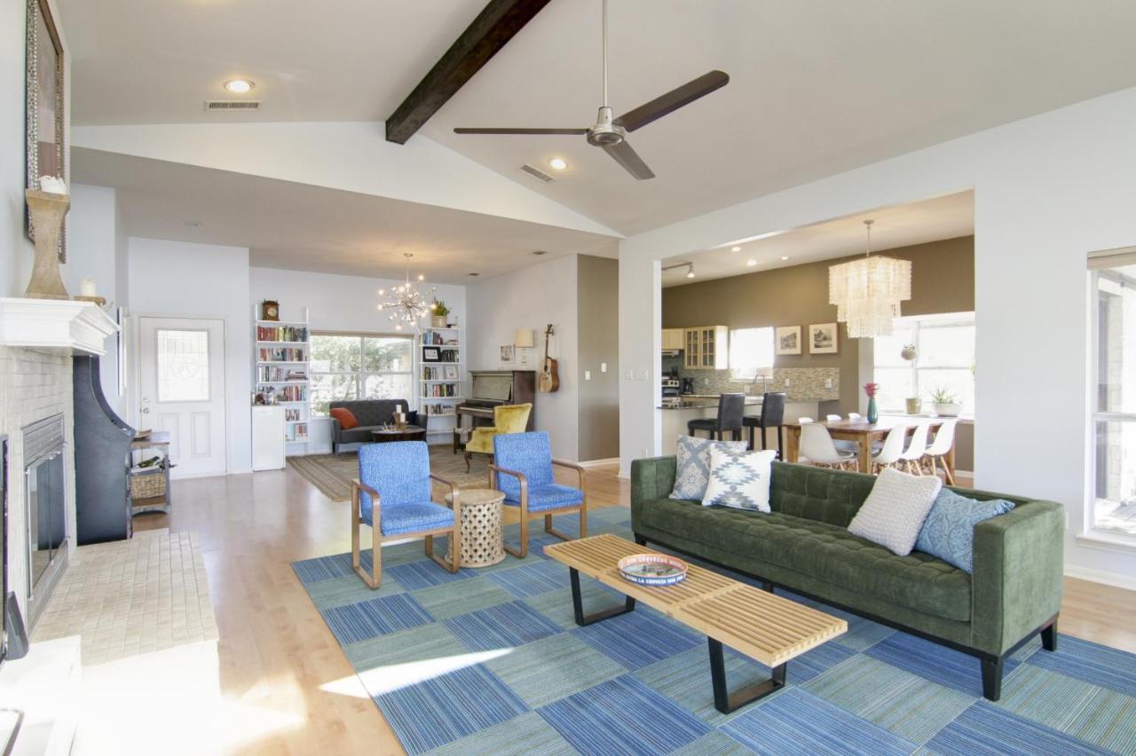 Bear Creek Modern Villa Austin Exterior photo